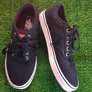 Vans Atwood  Men 9.5 Red Plaid with twill wool upper